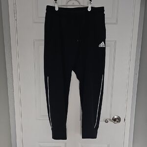 XL Adidas Basketball Club Sweatpants